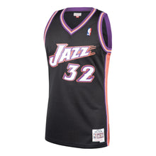 Load image into Gallery viewer, Karl Malone #32 Utah Jazz 1998-99 Hardwood Classics Mens Swingman Jersey