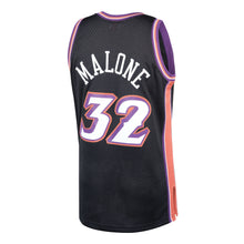 Load image into Gallery viewer, Karl Malone #32 Utah Jazz 1998-99 Hardwood Classics Mens Swingman Jersey