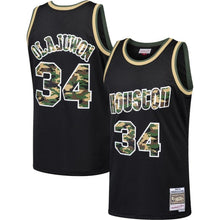 Load image into Gallery viewer, Hakeem Olajuwon #34 Houston Rockets Black 1993-94 Straight Fire Camo Mens Swingman Jersey