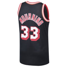 Load image into Gallery viewer, Alonzo Mourning #33 Miami Heat Black 1996-97 Hardwood Classics Mens Swingman Jersey