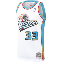 Load image into Gallery viewer, Grant Hill #33 Detroit Pistons White 1998-99 Hardwood Classics Mens Swingman Jersey